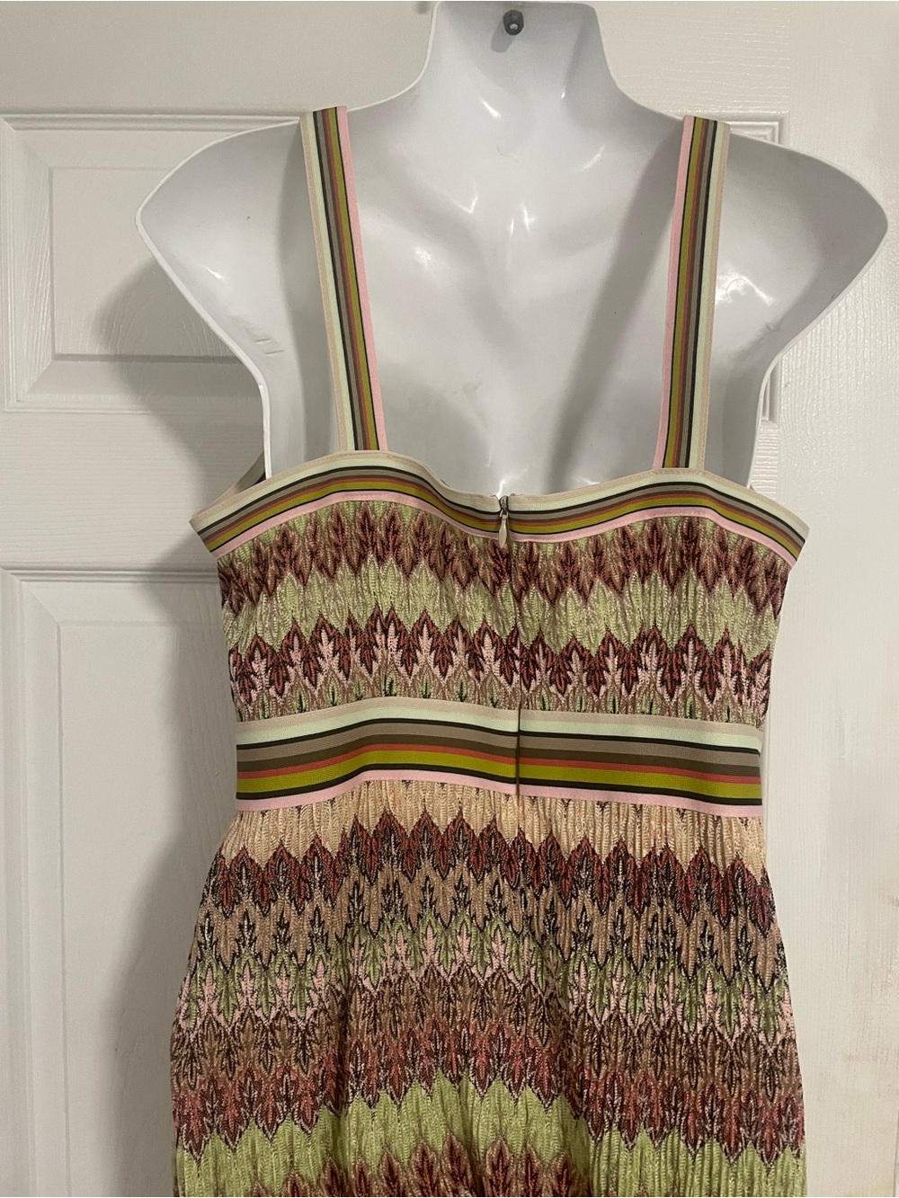 Sleeveless V-Neck Chevron Knit Dress in Green and Pinky by Riani Size 10 - Picture 3 of 3